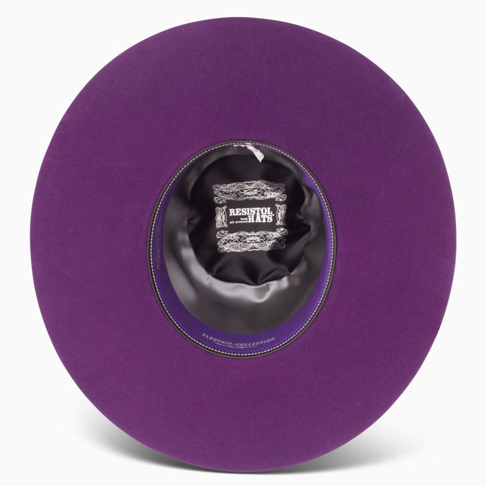 RESISTOL | THE DC IN VIOLET